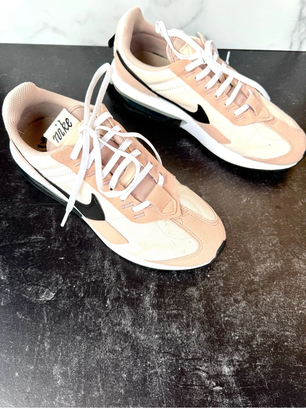 Nike Air Max Pre-Day Sneakers Light Soft Pink Black - Very Good Cond. - US 8.5
